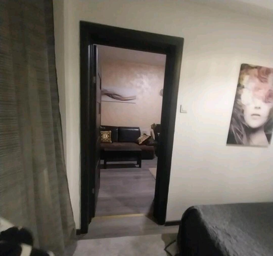 Apartment Mone